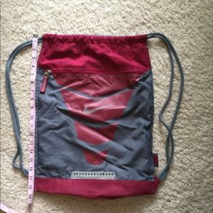 Nike drawstring bag, gym bag, EUC